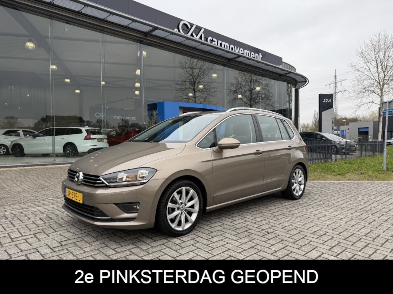 Volkswagen Golf Sportsvan - 1.4 TSI Highline automaat! | Navi | Camera | Prachtige auto!! - AutoWereld.nl