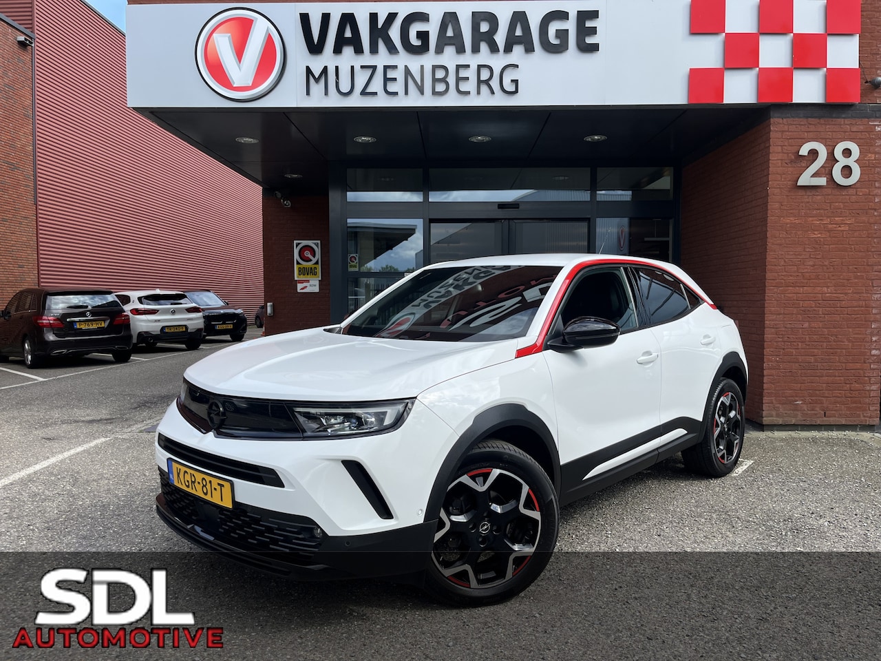 Opel Mokka - 1.2 Turbo GS Line RIEM VERVANGEN // LED // DODEHOEK // KEYLESS // CAMERA // APPLE-ANDROID - AutoWereld.nl