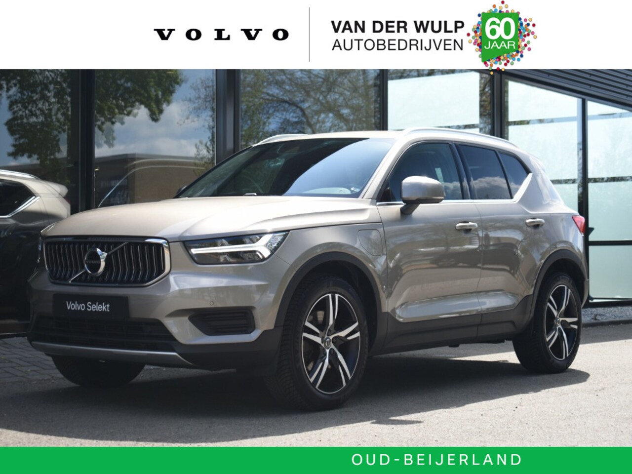Volvo XC40 - T4 211pk [Plug-In] Inscription | Trekhaak | Leder | Camera - AutoWereld.nl