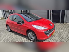 Peugeot 207 - 1.6-16V XS Pack Nieuwe APK