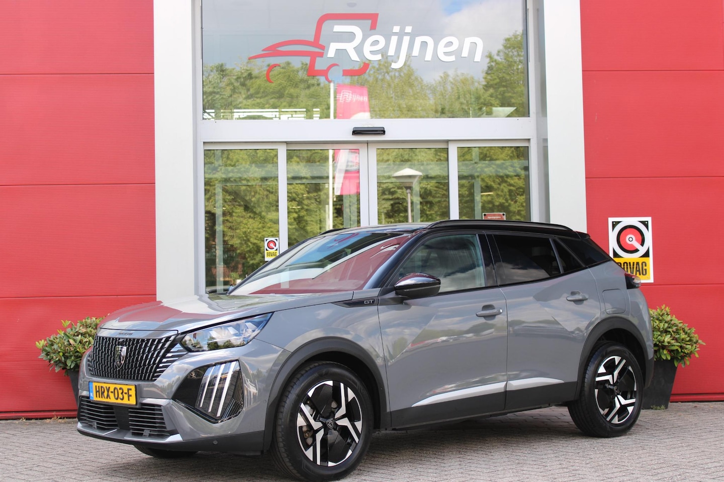 Peugeot 2008 - 1.2 Hybrid 145PK AUTOMAAT GT PACK | ELEKTRISCH BEDIENBARE BESTUURDERSSTOEL | NAVIGATIE | F - AutoWereld.nl
