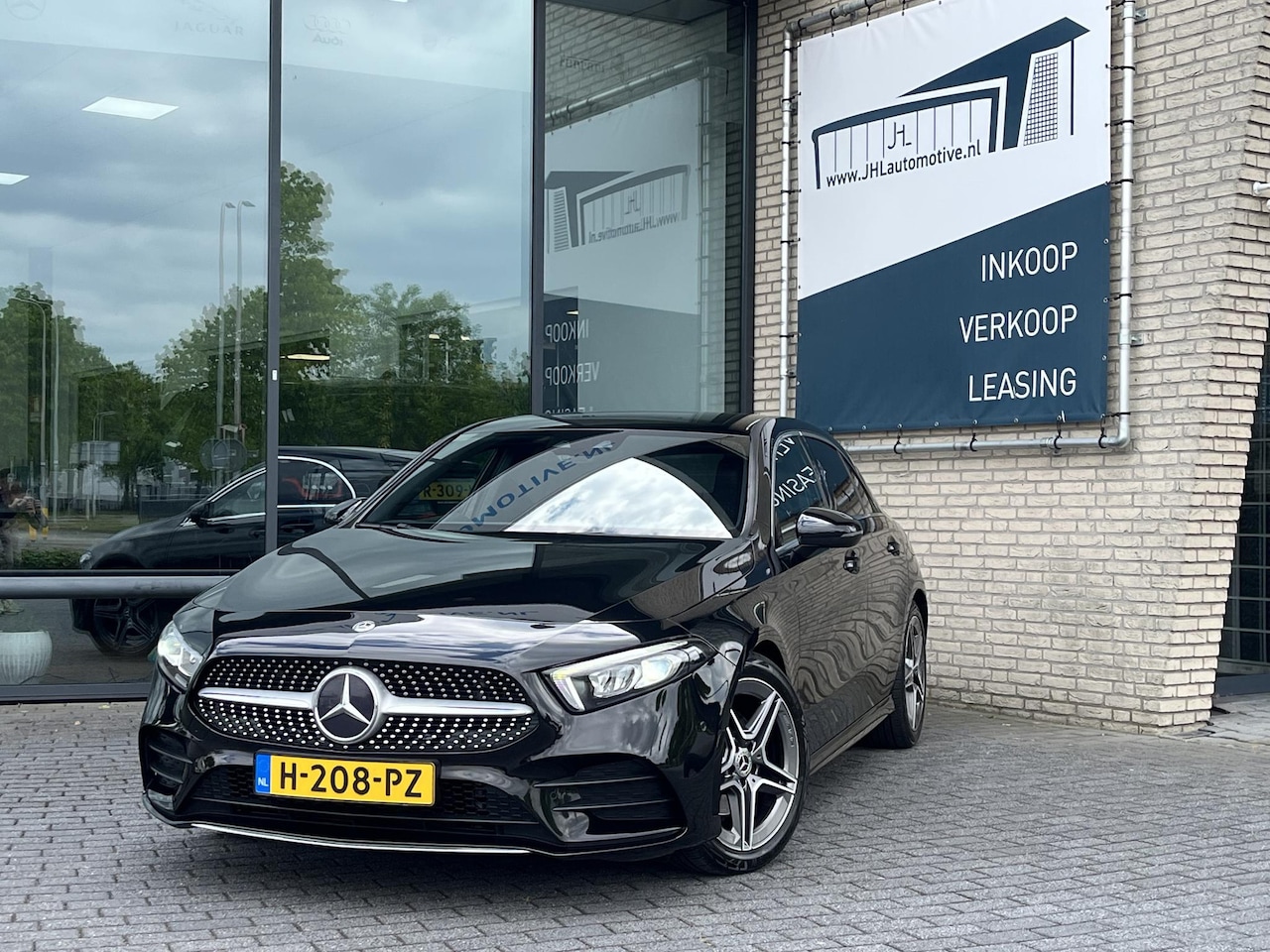 Mercedes-Benz A-klasse - 180 Business Solution AMG*NAVI*CAM*CRUISE*LED*TEL* - AutoWereld.nl