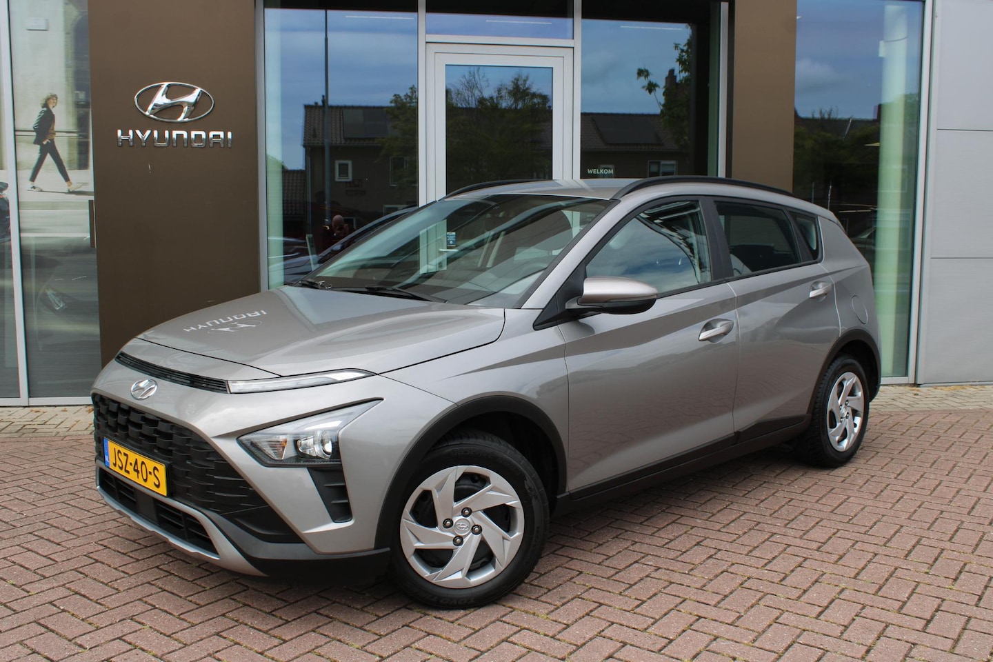 Hyundai Bayon - 1.0 T-GDI Comfort Airco Carplay Camera Stoelverwarming DAB - AutoWereld.nl