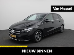 Mercedes-Benz B-klasse - 180 Business Line | Automaat | Stoelverwarming | Achteruitrijcamera | Parkeersensoren | Tr