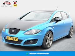 SEAT Leon - 1.8 TFSI Businessline High Nieuwe onderhoudsbeurt uitgevoerd & Nieuwe APK / Stoelverwarmin