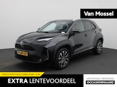 Toyota Yaris Cross - 1.5 Hybrid Dynamic | Automaat | Parkeer sensoren | LMV | Stoel verwarming | Navigatie | DA
