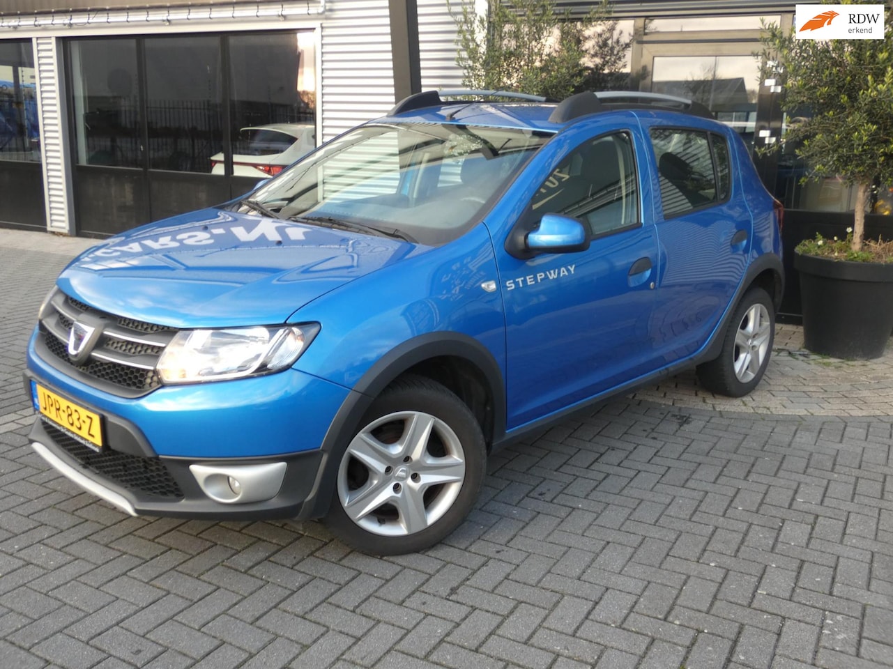 Dacia Sandero Stepway - 0.9 TCe Lauréate - AutoWereld.nl