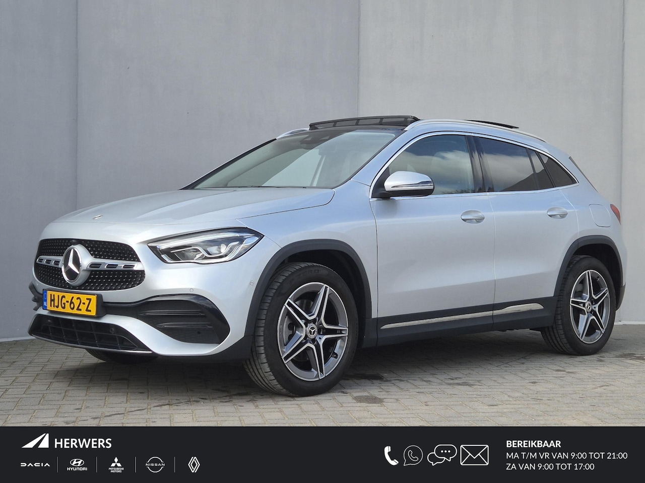 Mercedes-Benz GLA-Klasse - 250 e AMG Line / Dealer onderhouden / Accu SOH 98,51% / Glazen schuif- en kanteldak / Trek - AutoWereld.nl