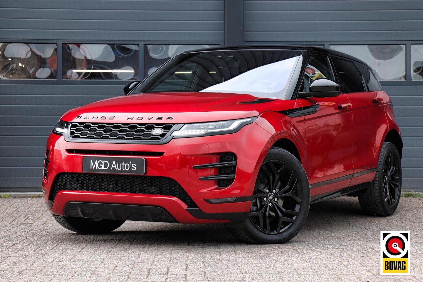 Land Rover Range Rover Evoque - 1.5 P300e AWD R-Dynamic S |LEDER|CAMERA|MEMORY|TREKHAAK|CARPLAY - AutoWereld.nl