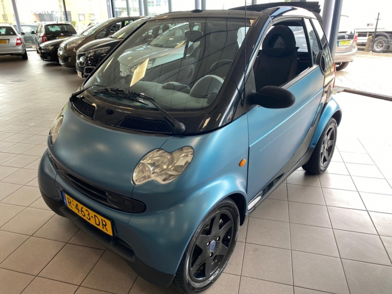 Smart Fortwo cabrio - 0.7 pure AUTOMAAT NW APK BJ 2005 !!! - AutoWereld.nl