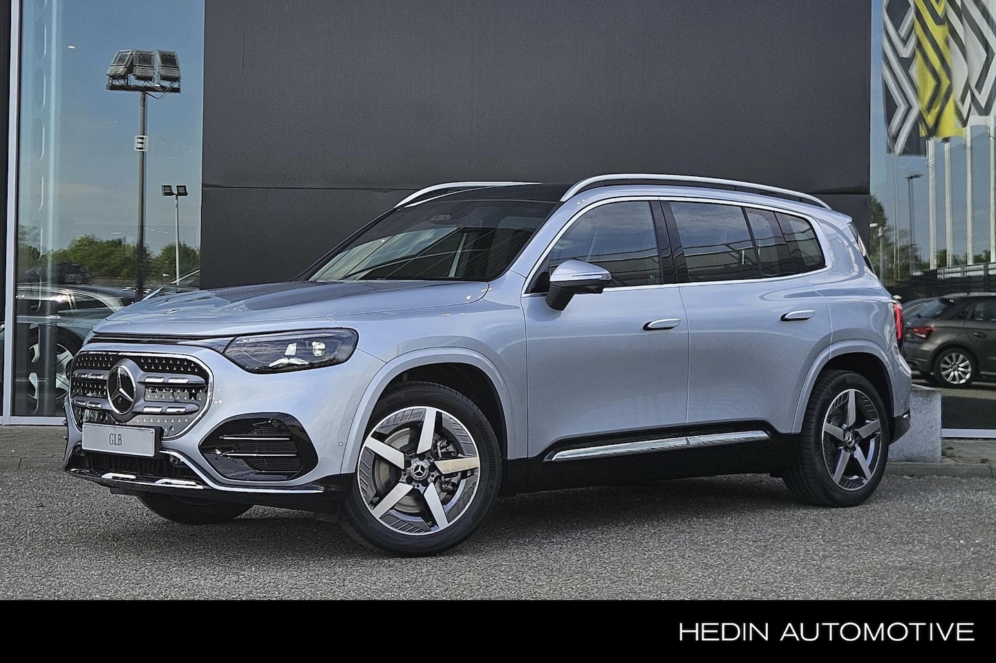 Mercedes-Benz GLB - GLB 250+ Business Solution AMG | Premium Pakket - AutoWereld.nl