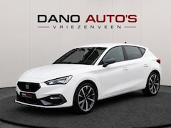 SEAT Leon - FR e-Hybrid Business LED/Camera/18''/Keyless