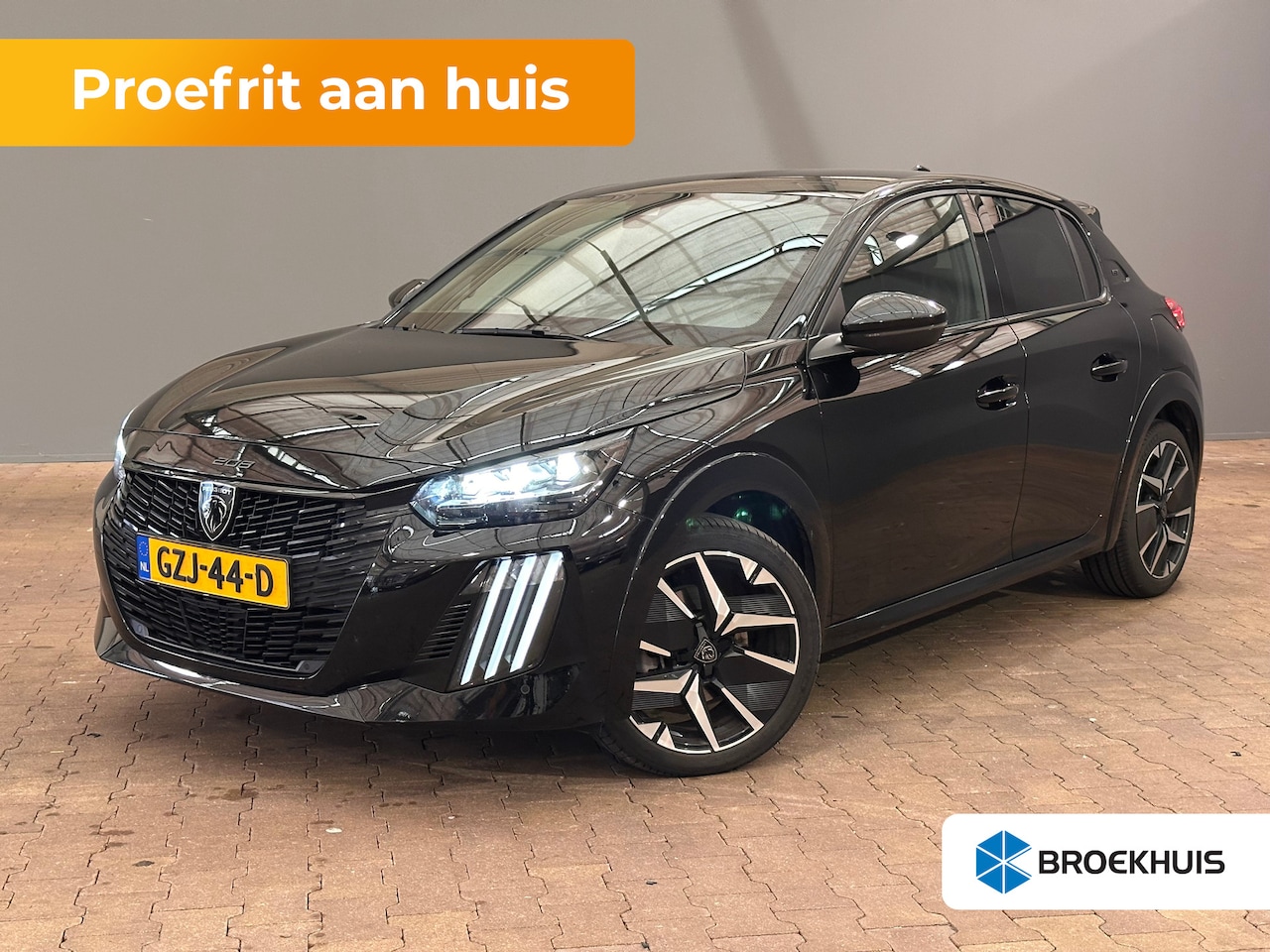 Peugeot 208 - Hybrid 100 e-DCS6 GT Camera | Leder/Stof | Carplay | 17LMV | Dode hoek | Clima | Cruise | - AutoWereld.nl