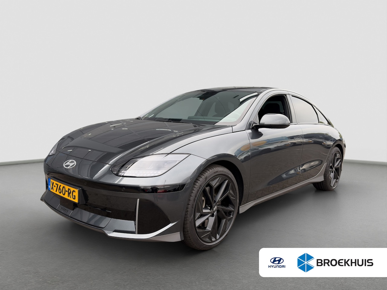 Hyundai IONIQ 6 - 77.4 kWh 229pk Connect | Carplay | Camera | Climate | 20'' Velgen | Navigatie | Full Led | - AutoWereld.nl