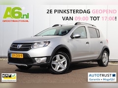 Dacia Sandero Stepway - 0.9 TCe Lauréate Trekhaak Navigatie Airco Cruise Control Parkeersensor goed onderhouden