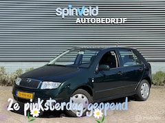 Skoda Fabia - 1.4-16V Comfort - Automaat - Airco