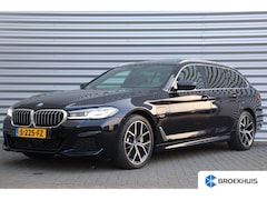 BMW 5-serie Touring - 530e 292PK X-DRIVE HIGH EXECUTIVE M-SPORT / NAVI / LEDER / LASER-LED / CLIMA / PDC / 19" L