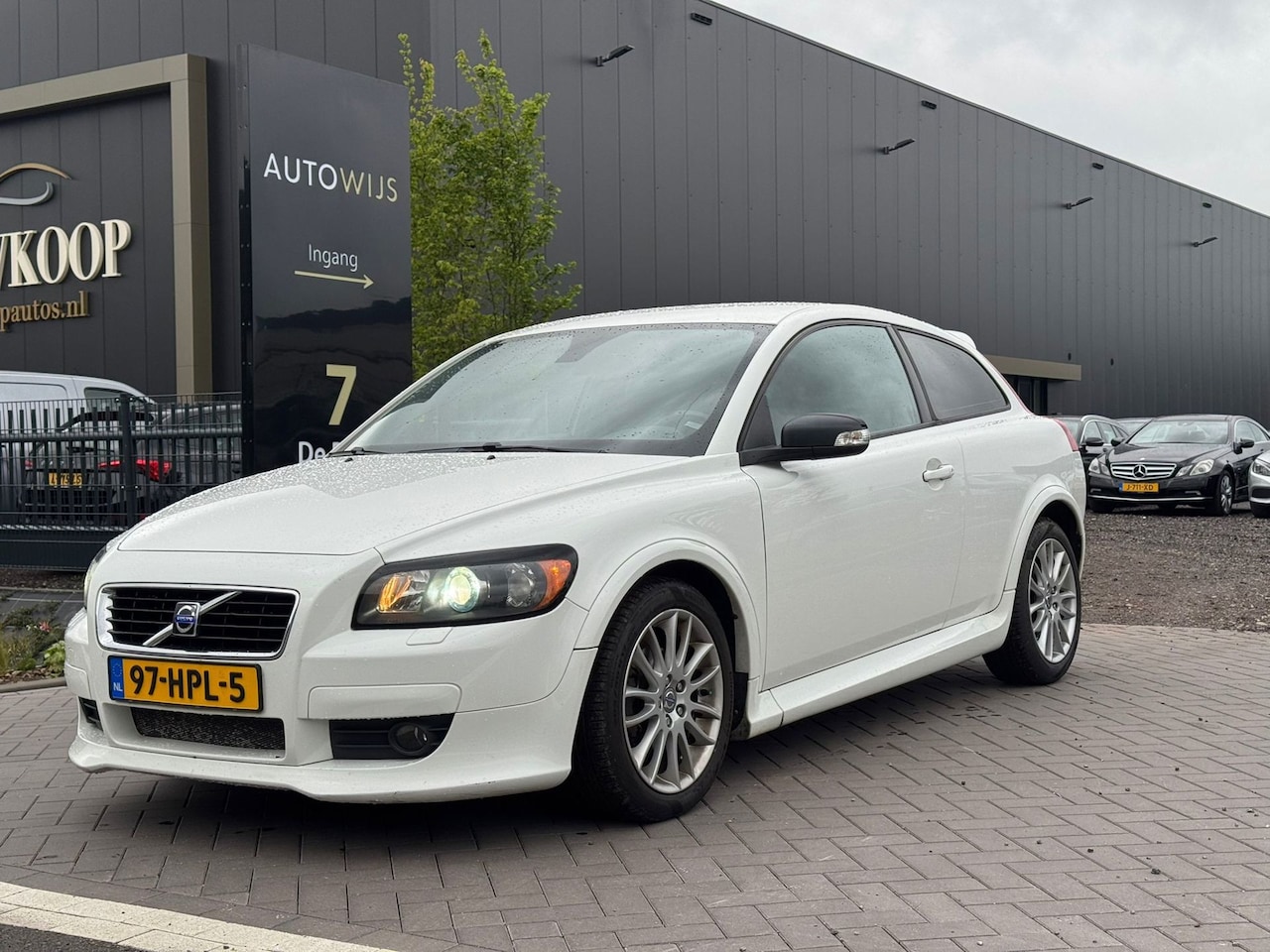 Volvo C30 - 1.8 Sport|LEDER|XENON|NL AUTO|Goed onderhouden - AutoWereld.nl