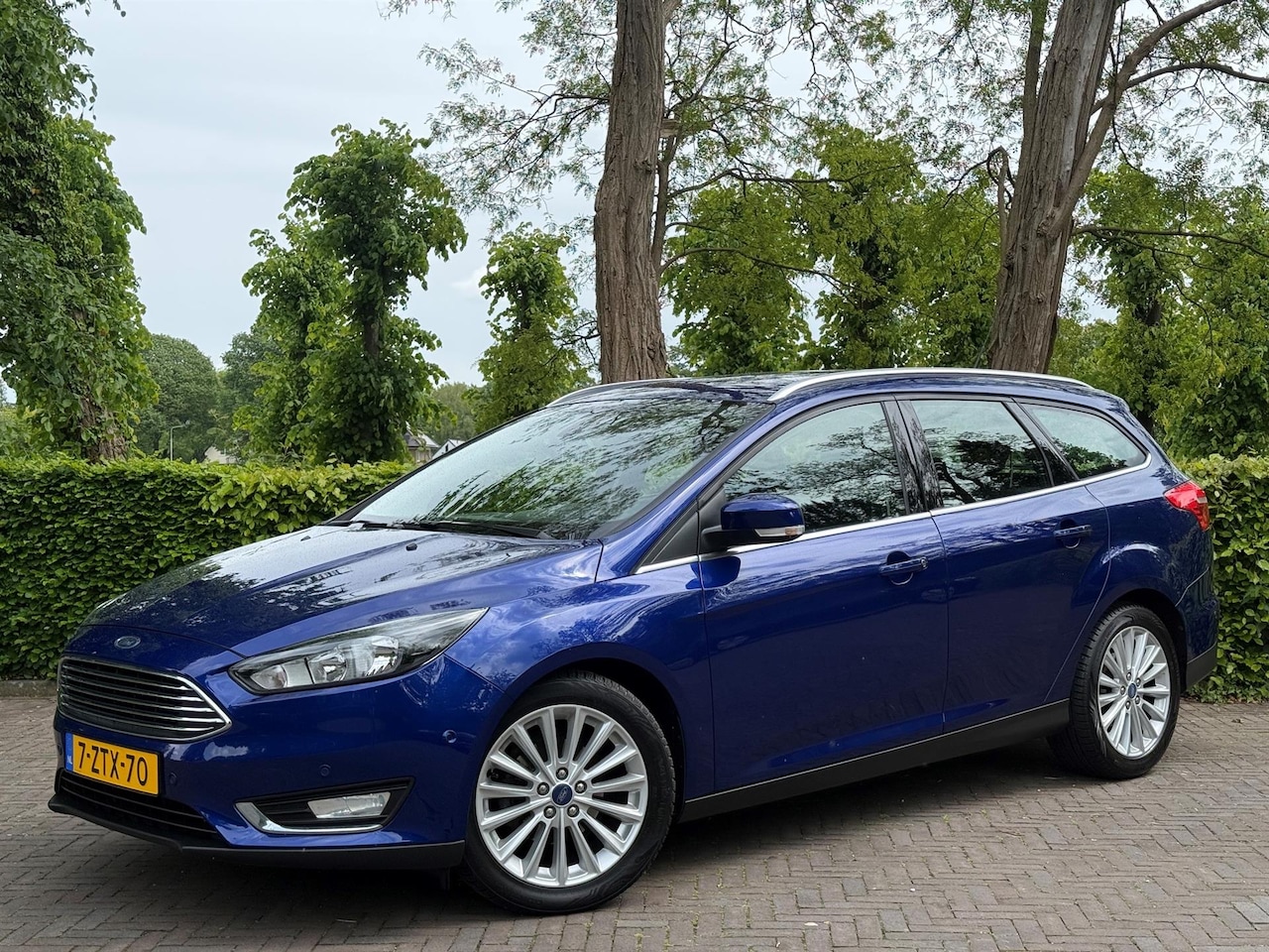 Ford Focus Wagon - 1.0 First Edition/NW Distributieriem/1E eigenaar/Dealeronderhouden/Glascoating - AutoWereld.nl