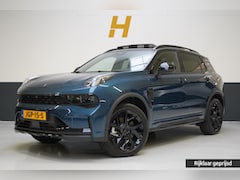 Lynk & Co 01 - 1.5 | Zwart optiek | Panoramadak | Navigatie | Memory | Apple CarPlay