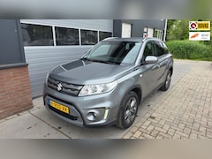 Suzuki Vitara - 1.6 Comfort Trekhaak|Stoelverwarming|Navigatie|Camera