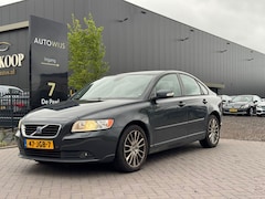 Volvo S40 - 2.4 Edition II|AUT|LEDER|TREKHAAK|D-RIEM VV|NIEUWE APK