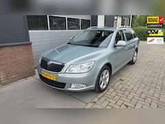 Skoda Octavia Combi - 1.2 TSI Elegance Business Line Dealer oh|Trekhaak|AUT|Cruise
