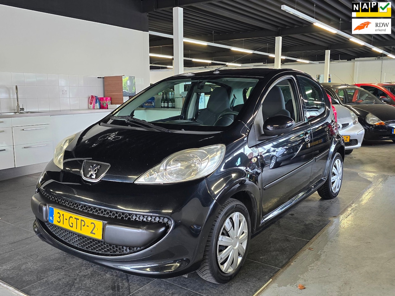 Peugeot 107 - 1.0-12V XS/AIRCO/NIEUWE APK BIJ AFLEVERING!/ - AutoWereld.nl