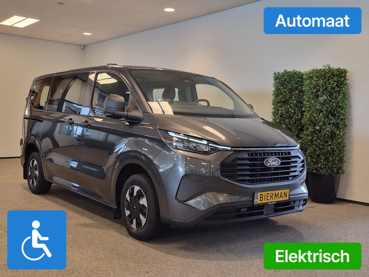 Ford Transit Custom - L1H1 Rolstoelbus Automaat - 2x zijschuifdeuren + rolstoel lift - AutoWereld.nl