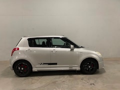 Suzuki Swift - 1.5 Exclusive 5drs. Airco Trekhaak