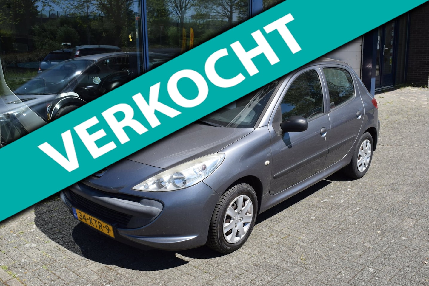 PEUGEOT 206+