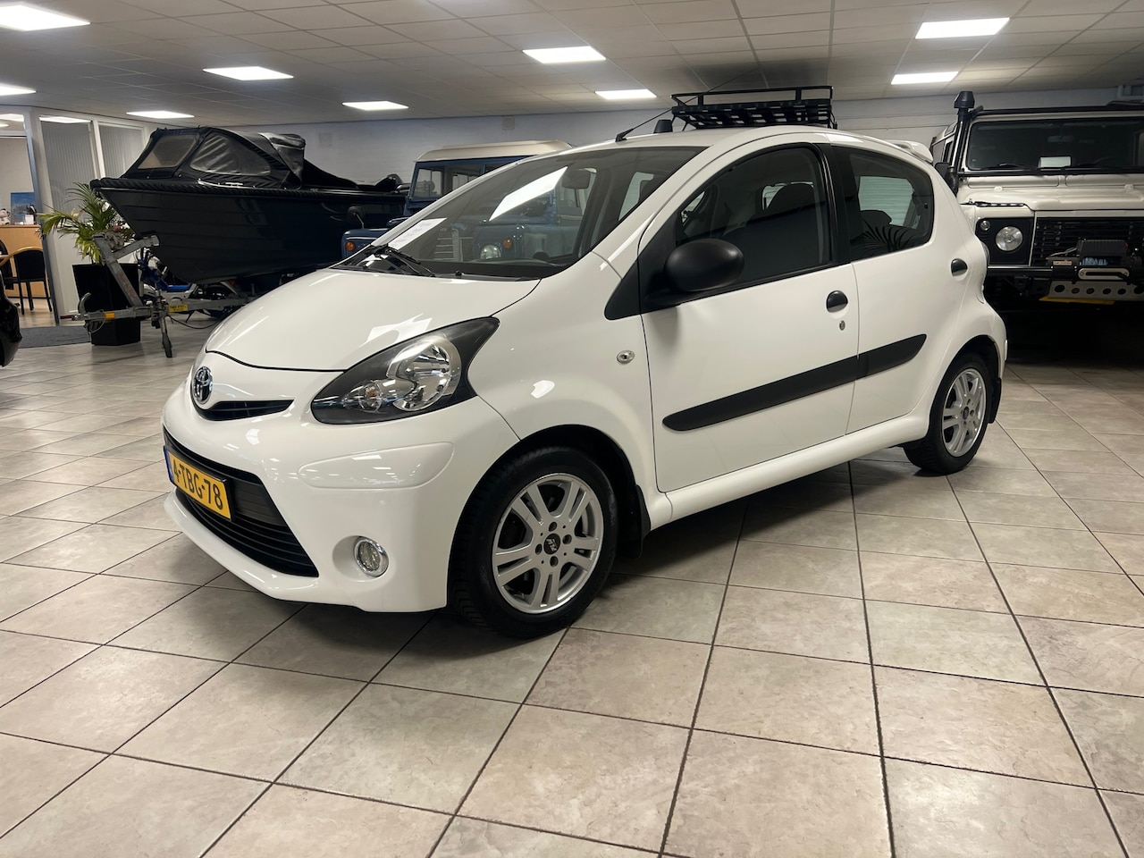 Toyota Aygo - 1.0 VVT-i Now Airco 5 deurs - AutoWereld.nl
