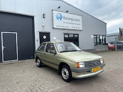 Opel Corsa - |Belastingvrij |APK 18-02-2027