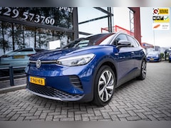 Volkswagen ID.4 - First 77 kWh |Incl. BTW | Stoel en stuurwiel verwarmd | Adaptieve cruise | NAP | Navi | Ca