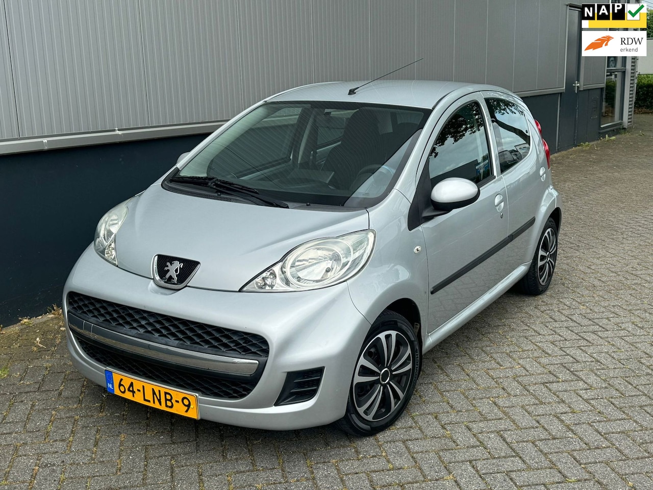 Peugeot 107 - 1.0-12V Urban Move Carplay Airco Nieuwe apk - AutoWereld.nl