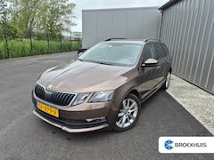 Skoda Octavia Combi - 1.5 TSI Greentech Ambition | Trekhaak | Apple carplay Android auto | Airco | Cruise contro