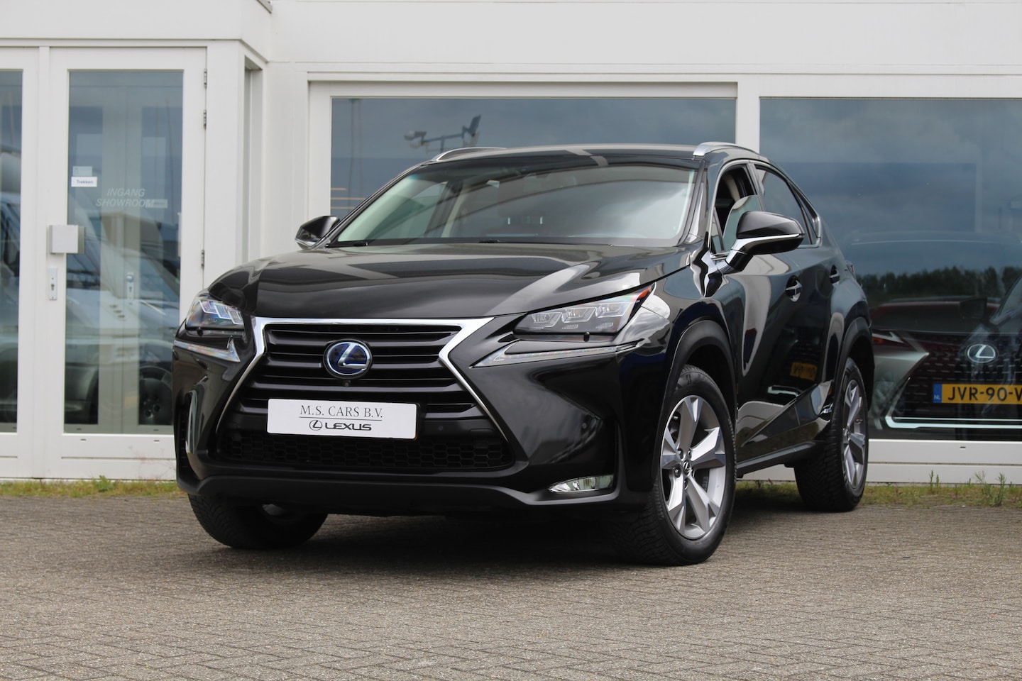 Lexus NX - 300h Hybride AWD President Line I Mark Lev. I Head Up I 360-camera - AutoWereld.nl