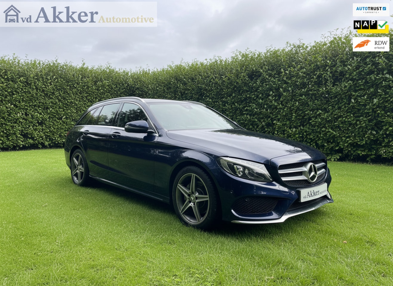 Mercedes-Benz C-klasse Estate - 180 AMG Sport Edition aut I NL auto I Leder I Pano I Camera - AutoWereld.nl