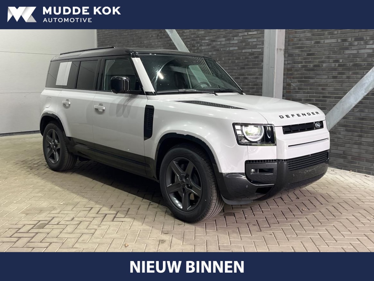 Land Rover Defender 110 - P300e X-Dynamic SE | FACELIFT | ACC | Panoramadak | ClearSight | Stoel+Stuurverwarming | T - AutoWereld.nl