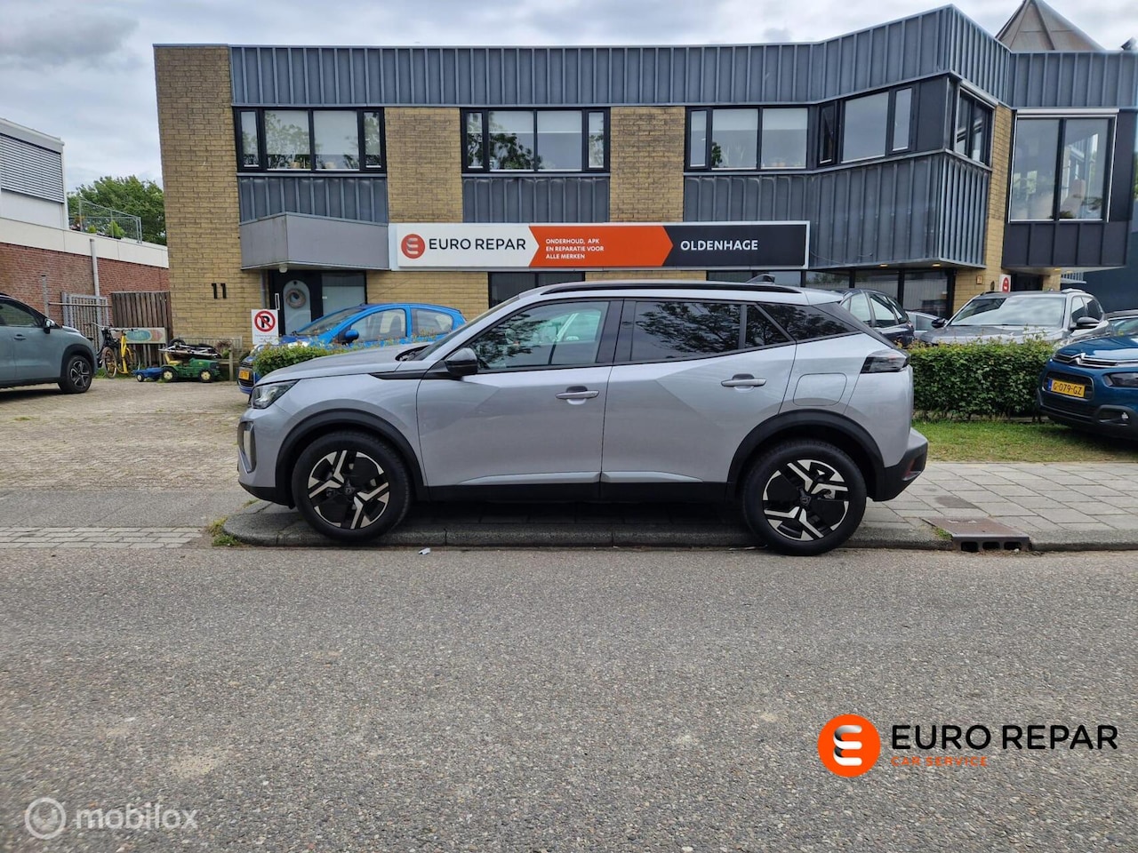 Peugeot 2008 - 1.2 PureTech 100 Style 1.2 PureTech 100 Style - AutoWereld.nl
