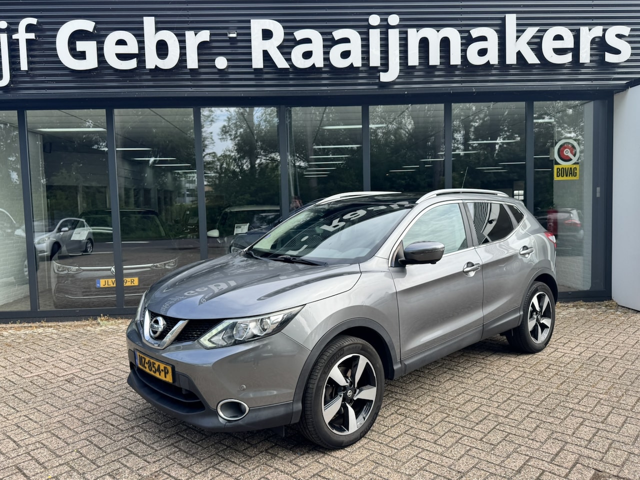 Nissan Qashqai - 1.2 N-Connecta*Panoramadak*Navi*EXPORT/EX.BPM* - AutoWereld.nl