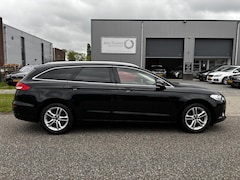 Ford Mondeo Wagon - 1.5 ST Line PDC|STOELVERWARMING|TRAKHAAK|CRUISE|NAVI