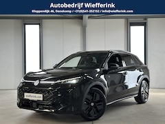 Volkswagen T-Roc - 1.5 eTsi R-Line First Edition | IQ light | Pano | Trekhaak |