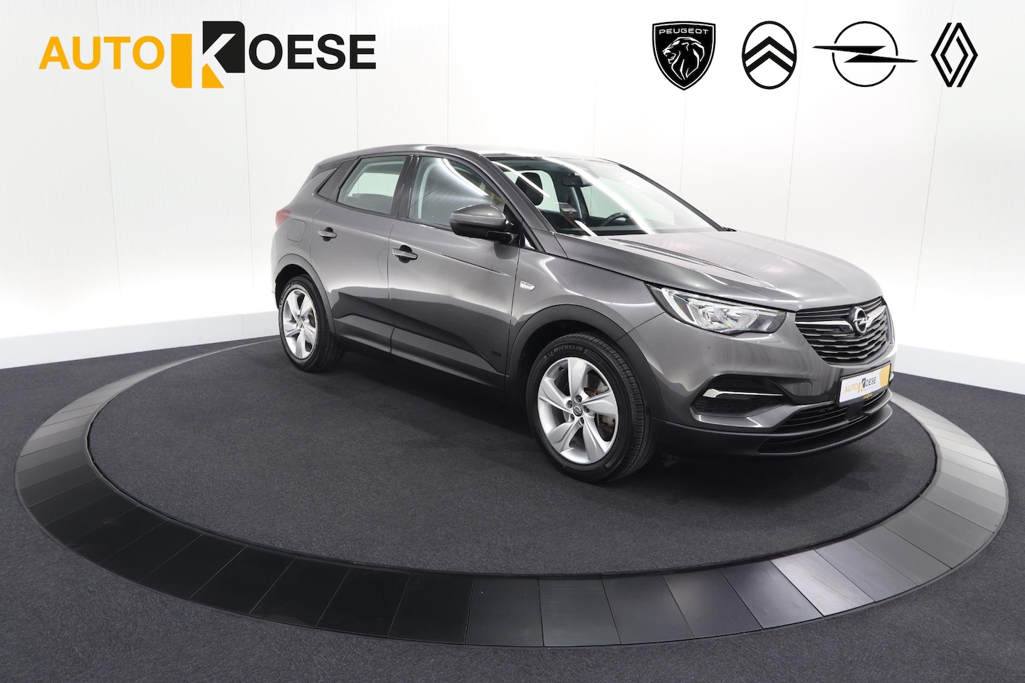 Opel Grandland X - 1.6 Turbo Hybrid Business Edition | Trekhaak | Navigatie | Parkeersensoren | Apple Carplay - AutoWereld.nl