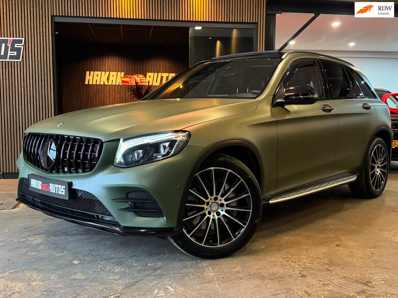 Mercedes-Benz GLC-klasse - 250 d 4MATIC AMG | Pano | Leder - AutoWereld.nl