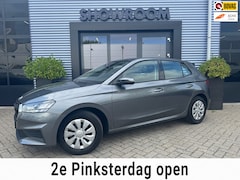 Skoda Fabia - 1.0 TSI Ambition Cruise|Apple Carpley|Dealer onderhouden