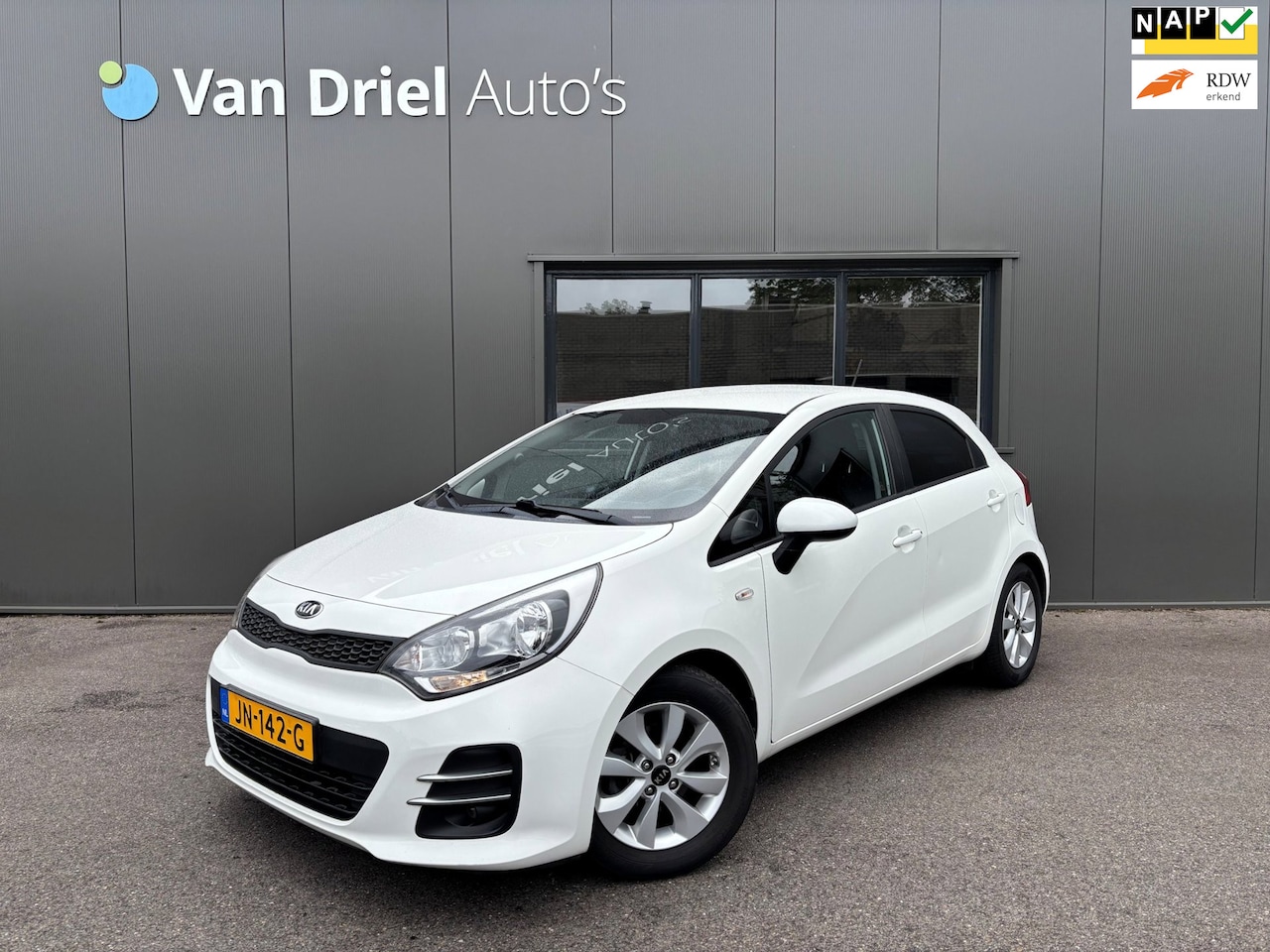 Kia Rio - 1.2 CVVT ComfortPlusLine Navigator / Navigatie / Camera! - AutoWereld.nl