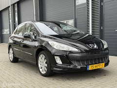 Peugeot 308 - 5-DRS | LEDER | PANODAK | NAP | TREKHAAK | 150PK