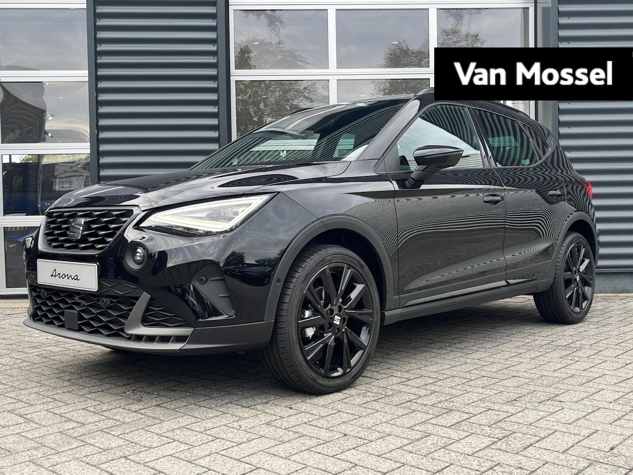 SEAT Arona - 1.0 EcoTSI FR Business Connect 95 PK | Black Pack | Navigatie | Stoelverwarming | Sportsto - AutoWereld.nl