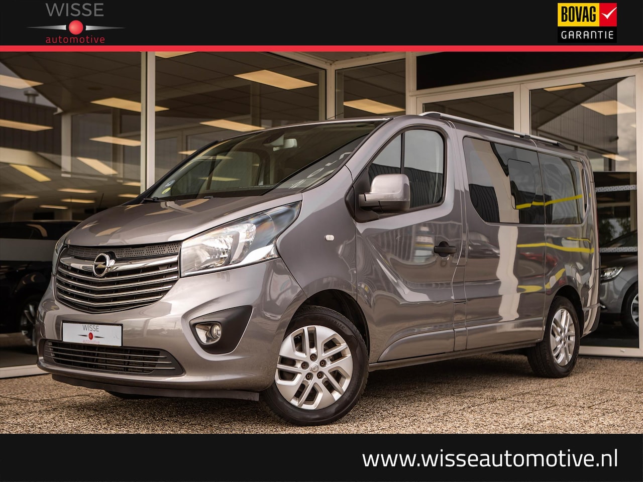 Opel Vivaro Tourer - 8p 1.6 CDTi BiTurbo 125pk L1H1 | Navigatie | Trekhaak | Park. Sensoren | Airco | Cruise Co - AutoWereld.nl